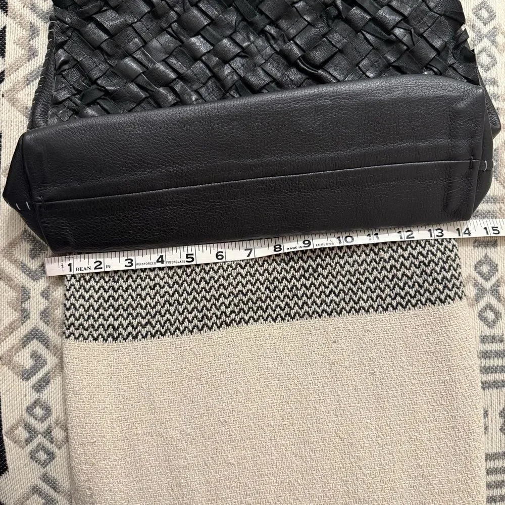 Henry Beguelin Black Pebbled/Woven Shoulder Bag
